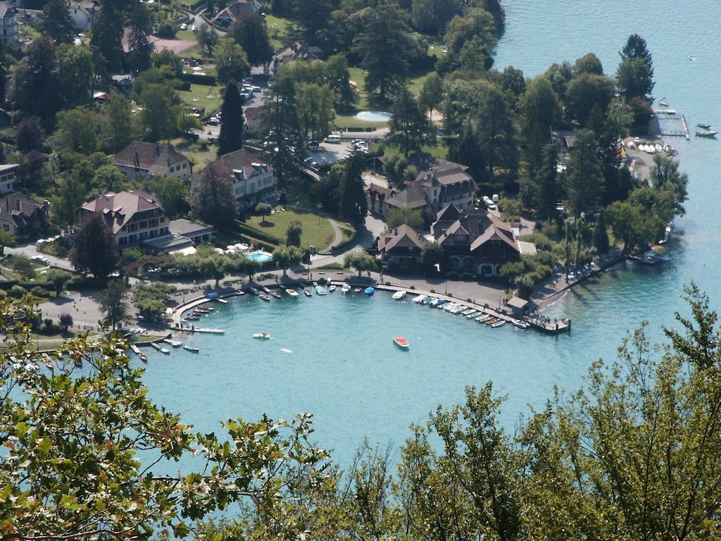 Отель La Mazzeriniere Saint-Sylvestre  Экстерьер фото